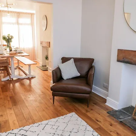 Holiday home Fern House *